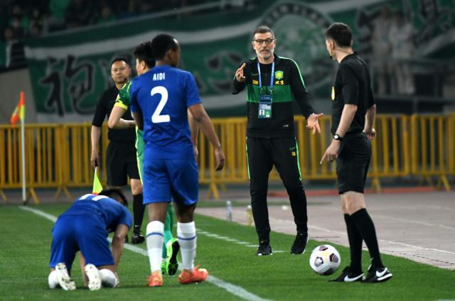 V体育官方app-连续遭上海双雄高空轰炸 国安摇滚主帅谱好战曲？